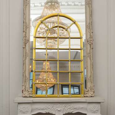 Настенное зеркало Версаль в раме золотого цвета
