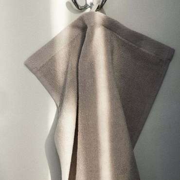 Гостевое полотенце из махровой ткани