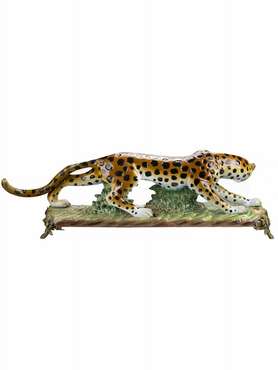 Фигура Леопард коричневого цвета