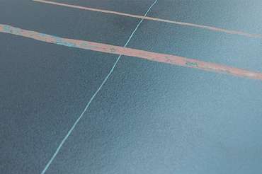 Журнальный столик Embrace М черного цвета