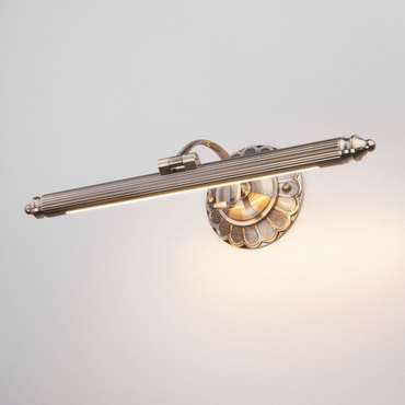 Настенный светодиодный светильник Luara LED MRL LED 8W 1015 IP20