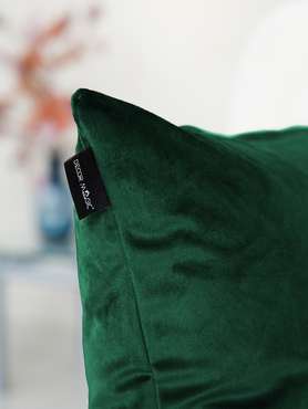 Декоративная подушка Monaco emerald 45х45 зеленого цвета