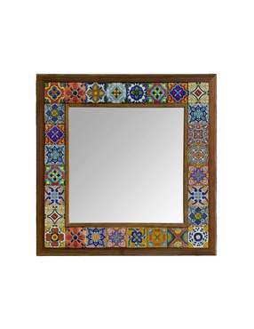 Настенное зеркало с каменной мозаикой 43x43 в раме коричневого цвета