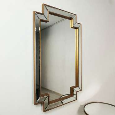Настенное зеркало Finna 75х110 в раме золотого цвета