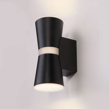 Настенный светодиодный светильник Viare черного цвета