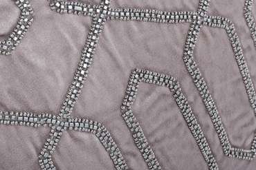 Подушка с бисером Геометрия серебряного цвета
