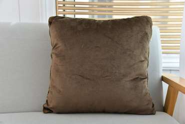 Чехол для подушки Flash 45х45 коричневого цвета декорированный светодиодами 