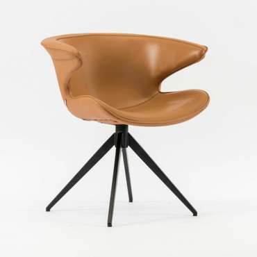 Офисный стул Крис светло-коричневого цвета