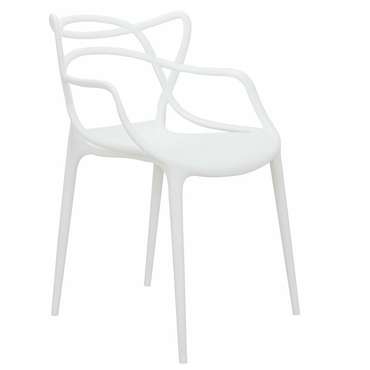 Набор из двух стульев белого цвета с подлокотниками