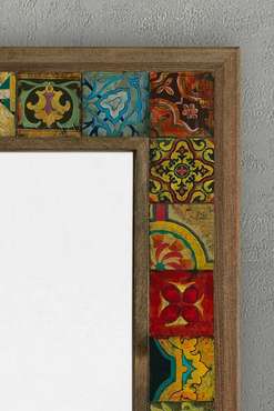 Настенное зеркало с каменной мозаикой 43x63 в раме коричневого цвета