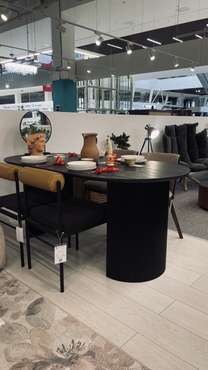 Стол обеденный Ballet М коричневого цвета