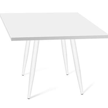 Обеденный стол квадратный белого цвета