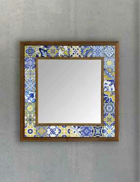 Настенное зеркало 43x43 с каменной мозаикой сине-желтого цвета