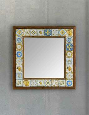 Настенное зеркало с каменной мозаикой 43x43 желто-синего цвета 