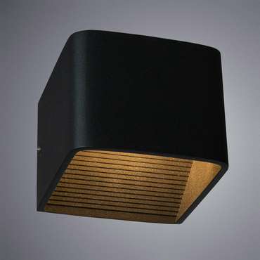 Настенный светодиодный светильник Scatola черного цвета