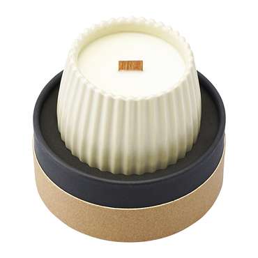 Свеча ароматическая Edge Secret Santa бежевого цвета