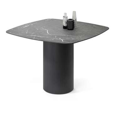 Обеденный стол квадратный Субра черного цвета