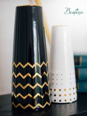 Декоративная ваза Арт Деко черного цвета