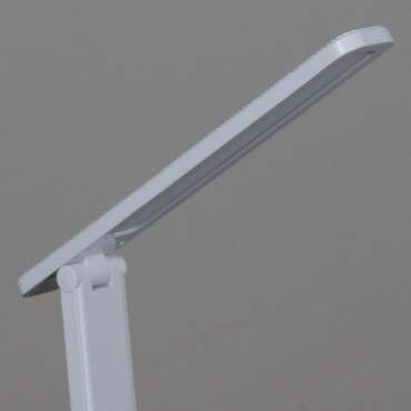 Настольная лампа 00010-0.7-01D white (пластик, цвет белый)