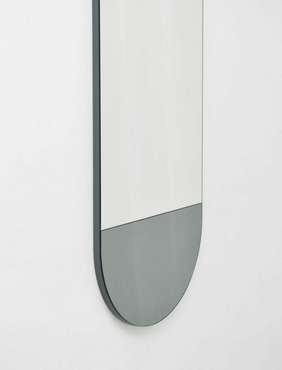 Овальное настенное зеркало Moust с графитовой вставкой