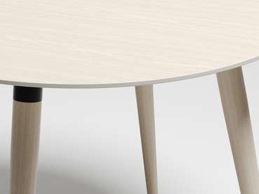 Обеденный стол Bruno S светло-бежевого цвета