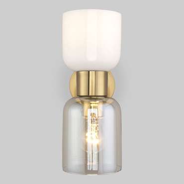 Настенный светильник Tandem бело-латунного цвета со стеклянным плафоном 