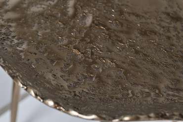 Кофейный столик из металла бронзового цвета