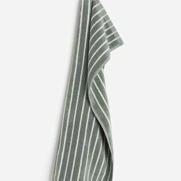 Полосатое полотенце