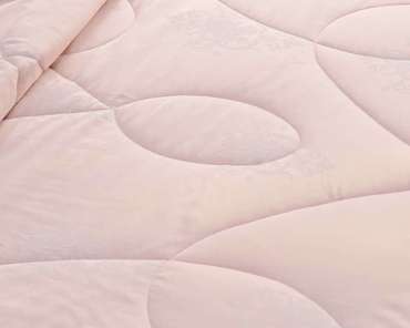 Одеяло Шарлиз 160х220 персикового цвета 