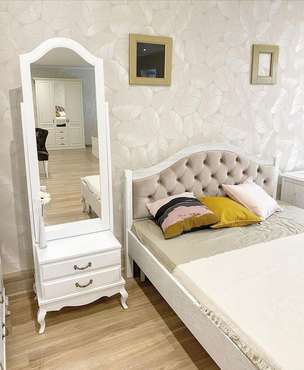 Напольное зеркало Малонн белого цвета