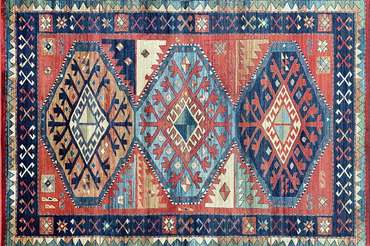 Ковер Antique 160х230 красно-синего цвета