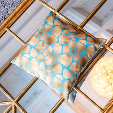 Интерьерная подушка Сахара золото-голубого цвета