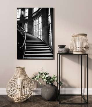 Картина на холсте Парадная лестница 50х70 см