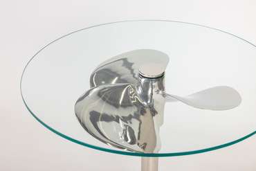 Кофейный столик Пропеллер серебряного цвета