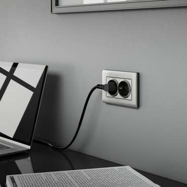 Розетка двойная с заземлением глянцевый никель W1172002