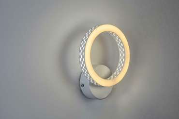 Бра 10240/1LED (акрил, цвет белый)