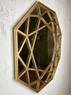 Зеркало настенное Ferrano золотого цвета