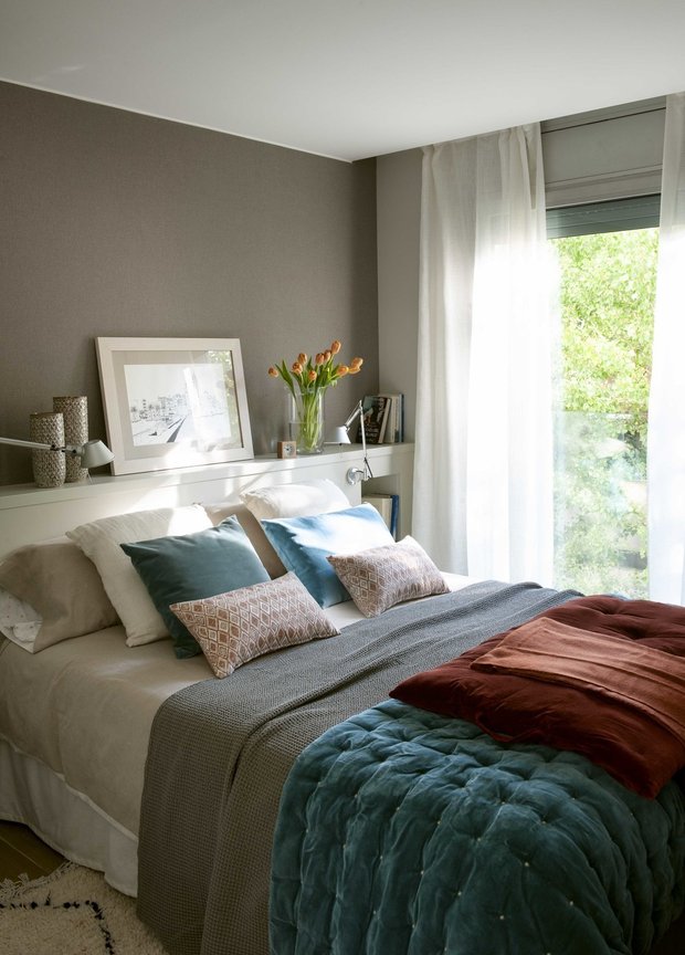 Фотография: Спальня в стиле Скандинавский, Декор интерьера, Квартира, Испания, Барселона, Зеленый, Синий, 3 комнаты, 60-90 метров, Летний интерьер, Марта Пратс – фото на INMYROOM