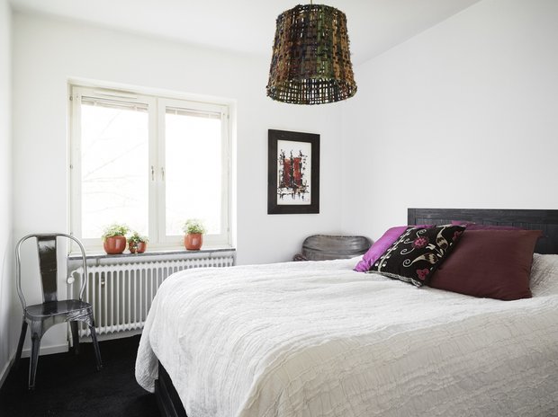 Фотография:  в стиле , Спальня, Декор интерьера, Советы, зеркала в спальни – фото на INMYROOM