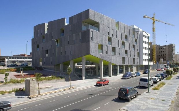 Фасад Inakasa Building