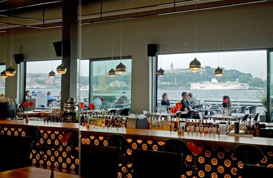 Фотография:  в стиле Современный, Eames, Tom Dixon, Дома и квартиры, Городские места, Еда, Лондон, Нью-Йорк, Ресторан, Стокгольм, Кафе и рестораны – фото на INMYROOM
