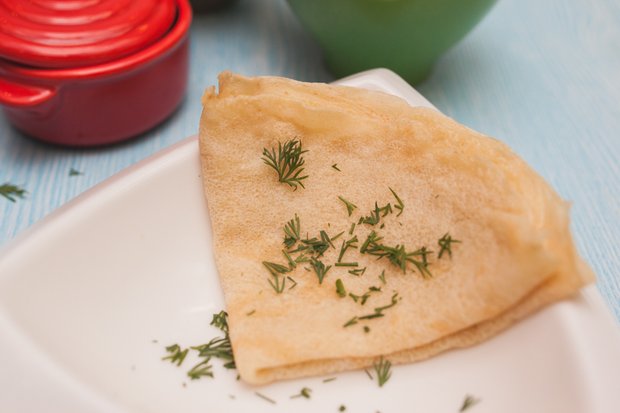 Фотография: в стиле , Обед, Ужин, Перекусить, Закуска, Жарить, Закуски, Кулинарные рецепты, Тесто, 45 минут, Русская кухня , Масленица, Вкусные рецепты, Простые рецепты, Блины, Домашние рецепты, Пошаговые рецепты, Новые рецепты, Рецепты с фото, Как приготовить вкусно?, Средняя сложность – фото на INMYROOM