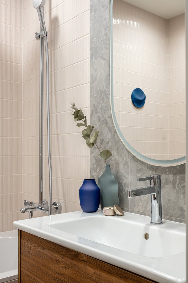 Фотография:  в стиле , Квартира, Переделка, дизайн трешки в панельном доме, 3 комнаты, 60-90 метров, ремонт панельки – фото на INMYROOM