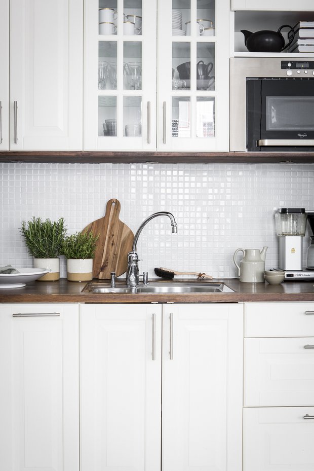 Фотография: Кухня и столовая в стиле Скандинавский, Декор и DIY, Квартира, Швеция, Белый, Гетеборг, 2 комнаты, 40-60 метров – фото на INMYROOM