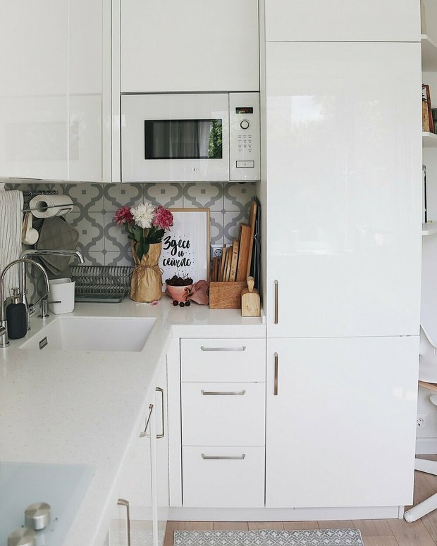 Фотография:  в стиле , Кухня и столовая, Ремонт на практике, ремонт своими силами – фото на INMYROOM
