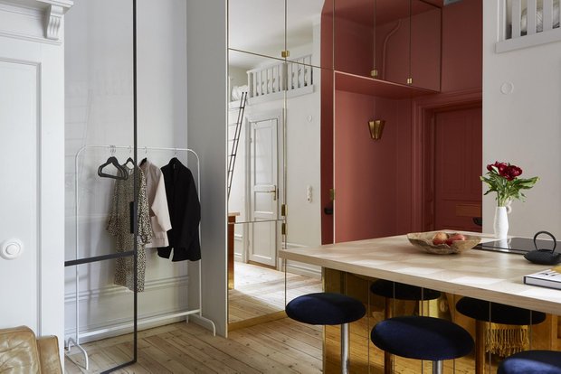Фотография: Прихожая в стиле Эклектика, Скандинавский, Декор интерьера, Малогабаритная квартира, Квартира, Студия, Швеция, Стокгольм – фото на INMYROOM