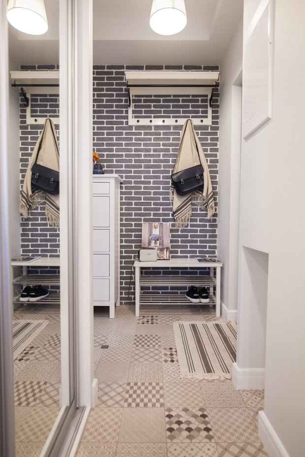 Фотография: Прихожая в стиле Современный, Квартира, Проект недели, Москва, П-44, 3 комнаты, 60-90 метров, Анна Моджаро – фото на INMYROOM