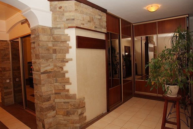 Фотография:  в стиле , Гостиная, Гардеробная, Советы – фото на INMYROOM