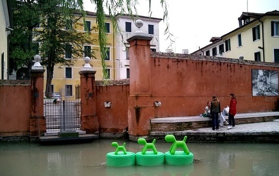 Фотография: Гостиная в стиле Современный, Индустрия, Новости – фото на INMYROOM