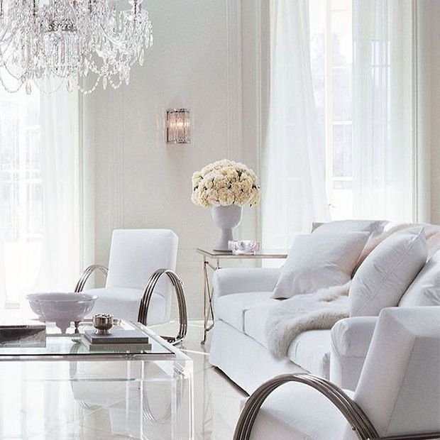 Фотография:  в стиле , Гостиная, Декор интерьера, Квартира, Дом – фото на INMYROOM